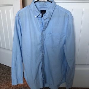 Men’s American Eagle button down